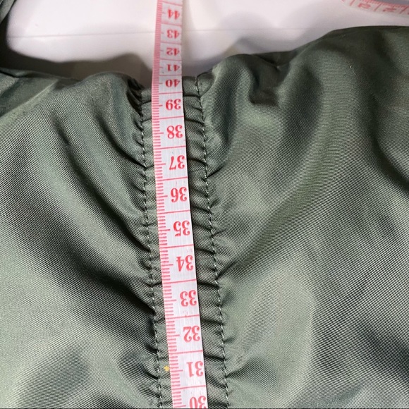 🚨CLEAROUT🚨Boys Small (5/6) The Children’s Place Green Parka long Coat - Picture 9 of 12